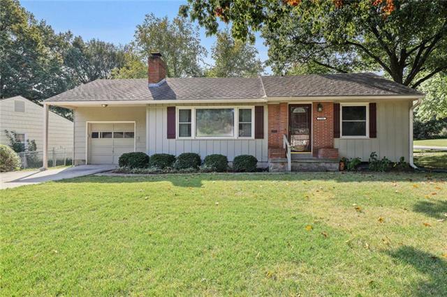 Property Photo: 7701 Roe Avenue KS 66208