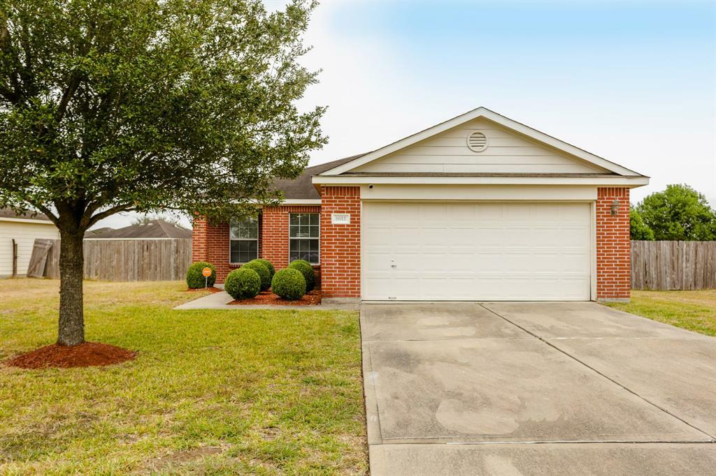 Property Photo:  6911 Garnet Trail Lane  TX 77469 