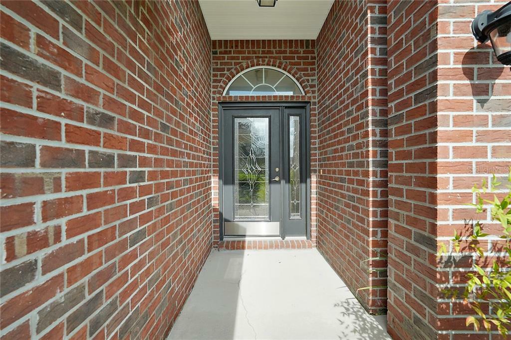 Property Photo:  24207 Weldon Drive  FL 32736 