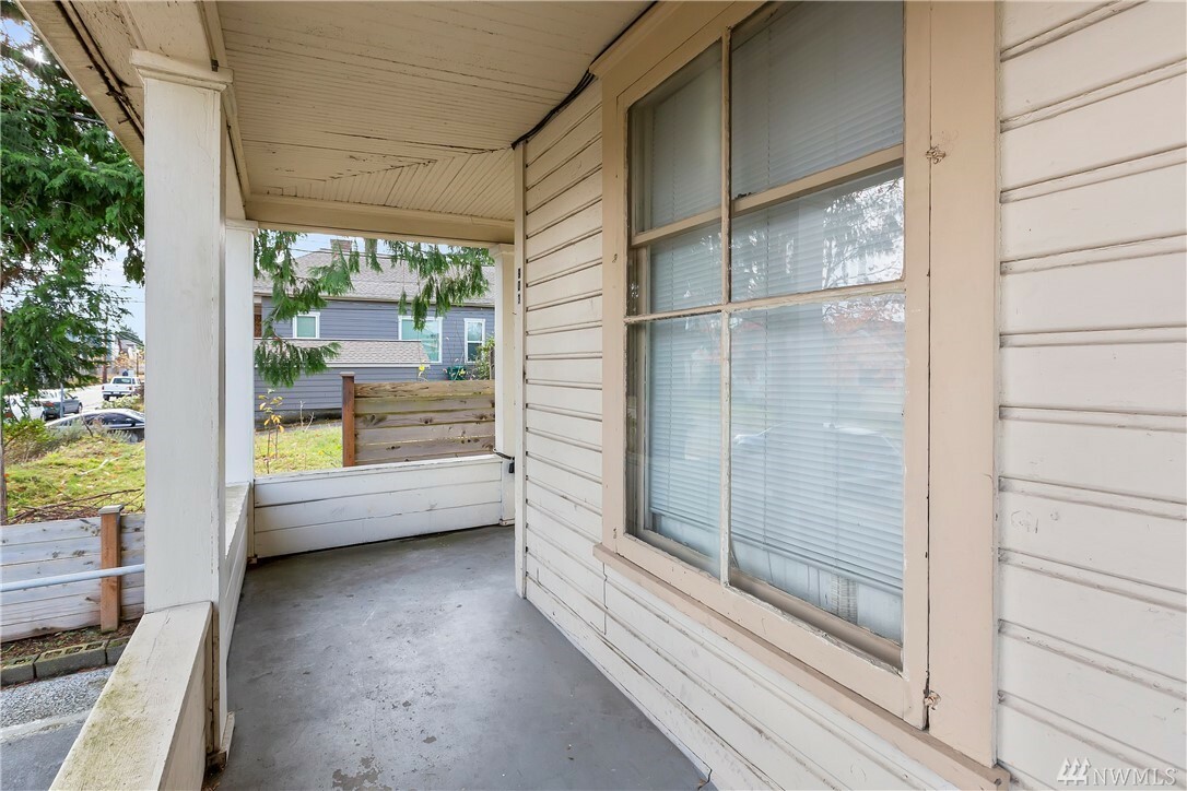 Property Photo: 903 Highland Ave WA 98337