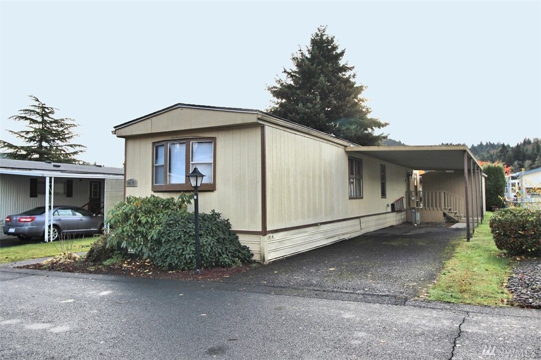 Property Photo:  2410 Nightingale Lane  WA 98626 