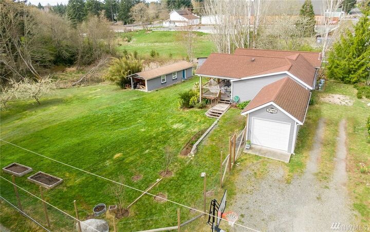 Property Photo:  9709 SW Cemetery Rd  WA 98070 