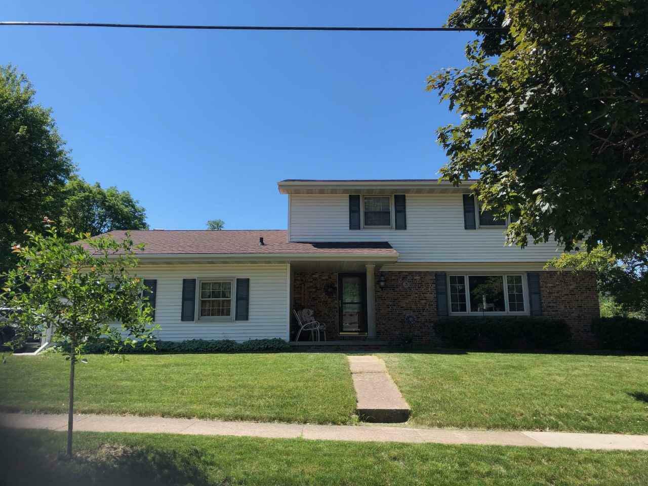 Property Photo: 1601 West Glendale Avenue WI 54914