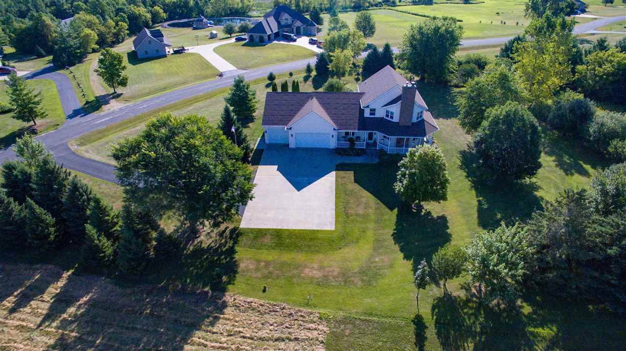 Property Photo: N1869 Autumnwood Court WI 54944