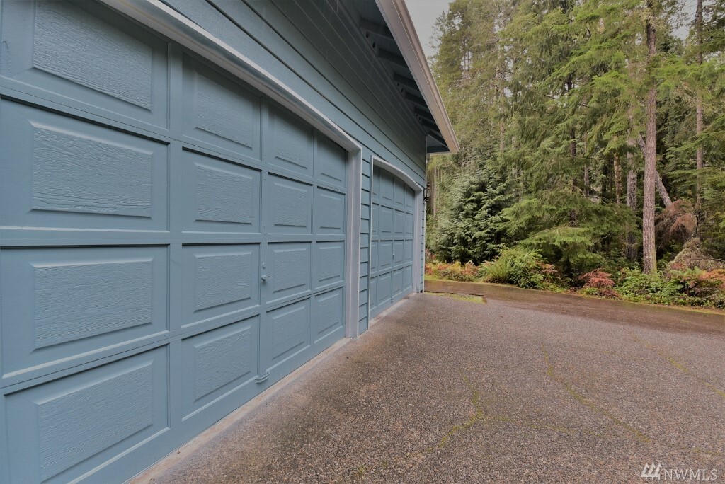 Property Photo:  6590 Prince Pine Lane NW  WA 98312 