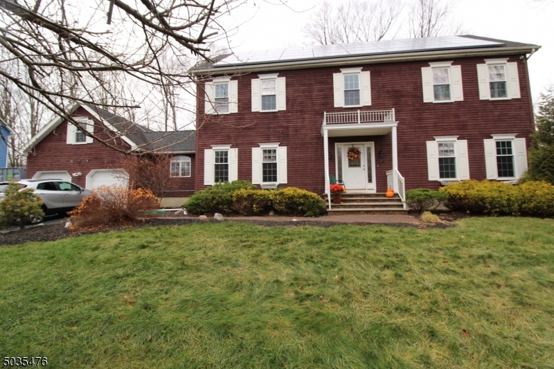 Property Photo:  4 Elizabeth Pl  NJ 07849 