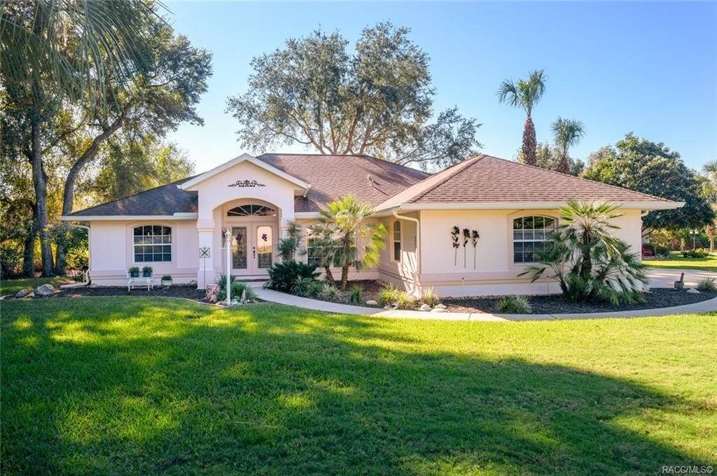 Property Photo: 2952 N Folkestone Loop FL 34442