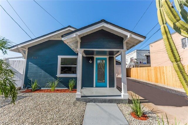 Property Photo:  1961 N Palmer Court  CA 90806 