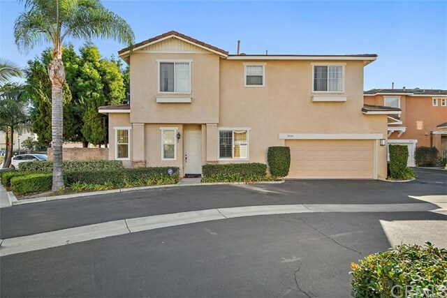 Property Photo:  2020 W Blue Violet Court  CA 92801 