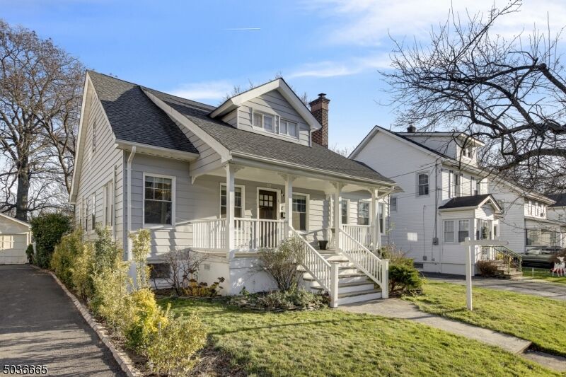 Property Photo: 32 Brookwood Dr NJ 07040
