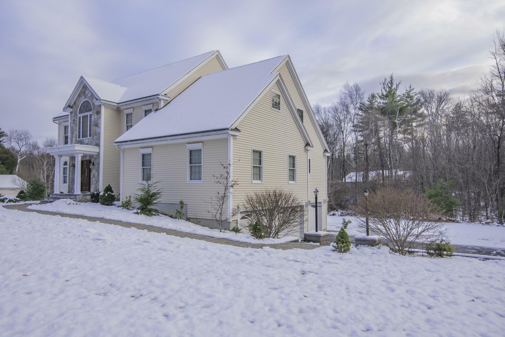 Property Photo:  5 Orchid Springs Drive  NH 03811 