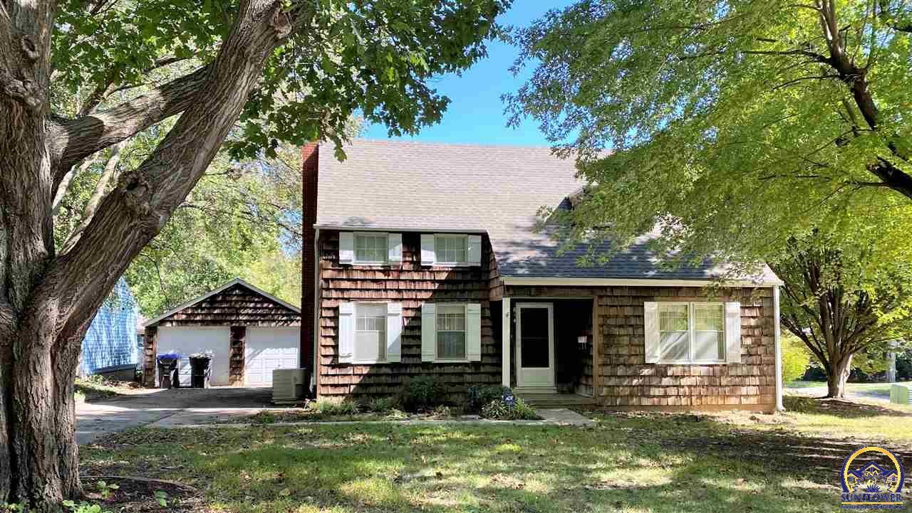 Property Photo: 1844 SW Webster Ave KS 66604