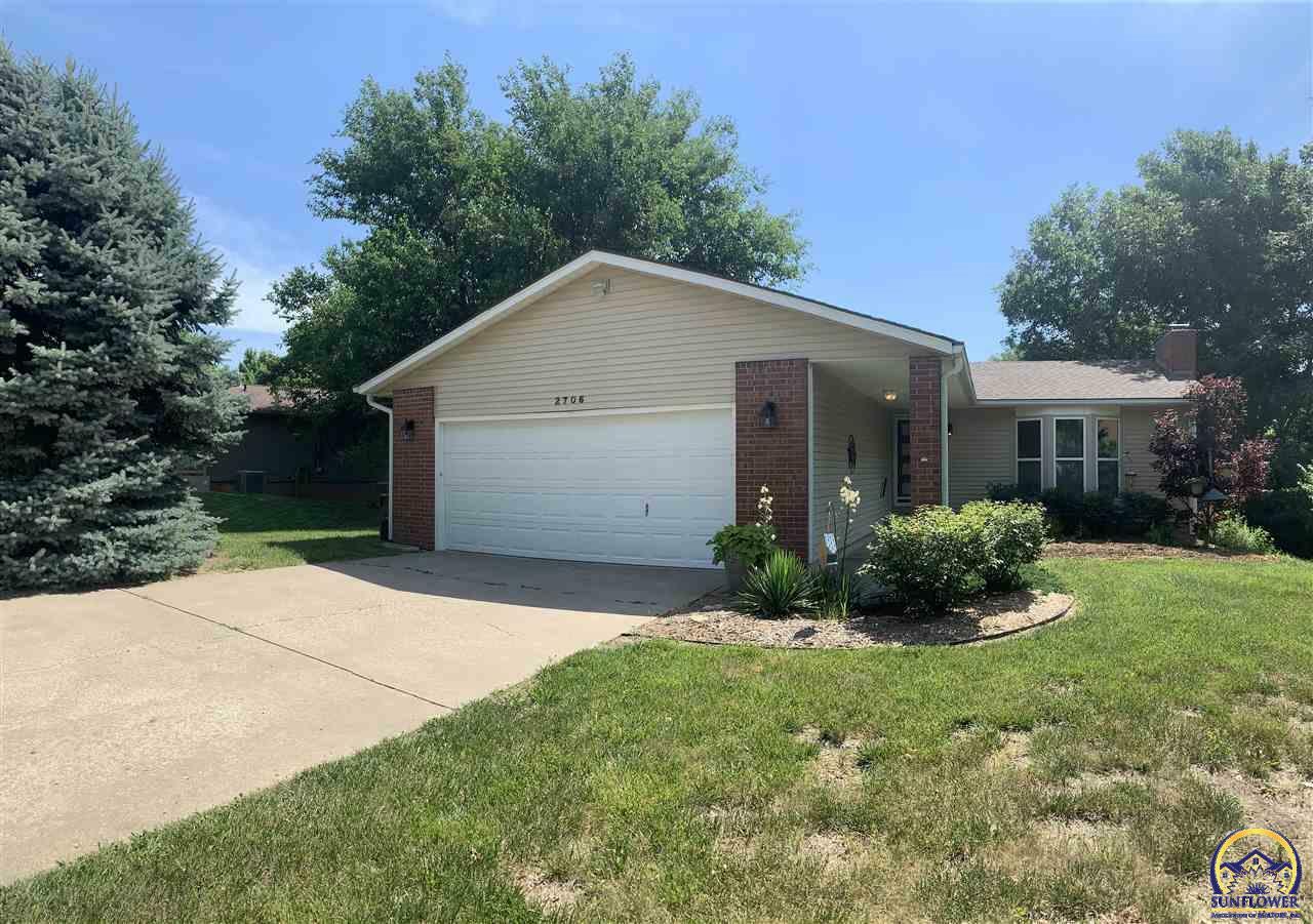 Property Photo: 2706 SW Tutbury Town Rd KS 66614