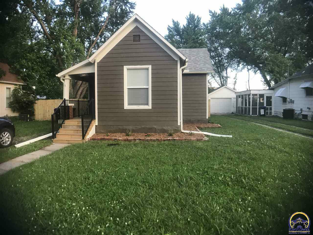 Property Photo:  1513 NE Atchison Ave  KS 66616 