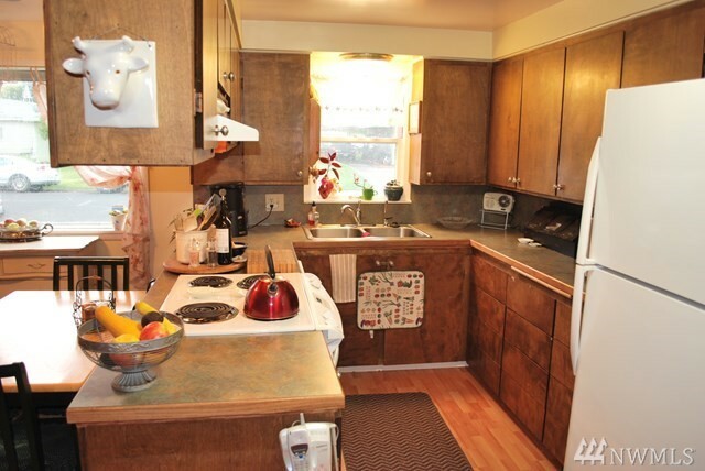 Property Photo:  128 Winnebago Street  WA 99362 