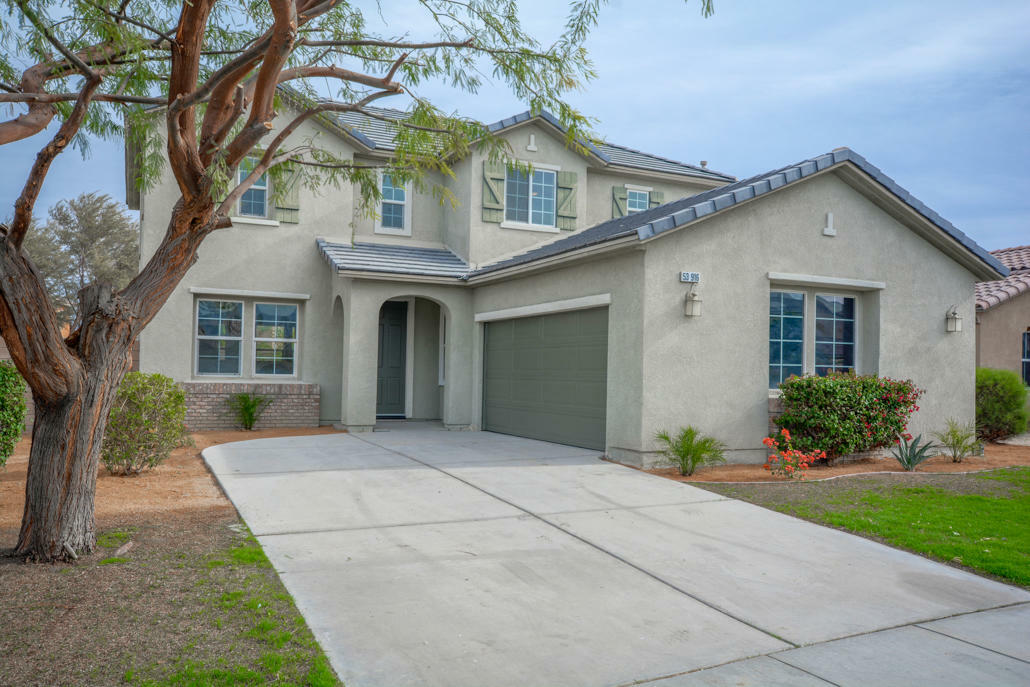 Property Photo:  53916 Mahogany Court  CA 92236 