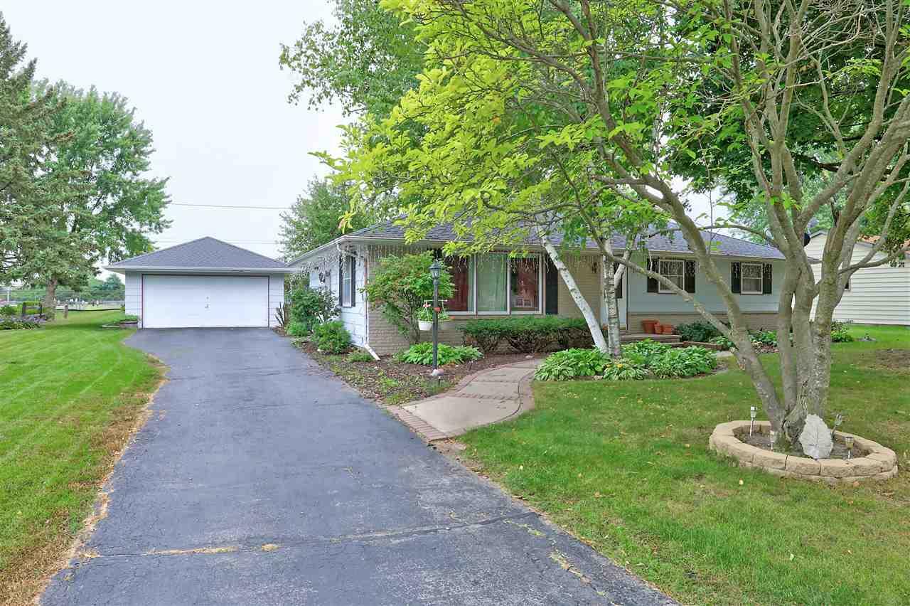 505 Spring Road Drive  Neenah WI 54956-1911 photo