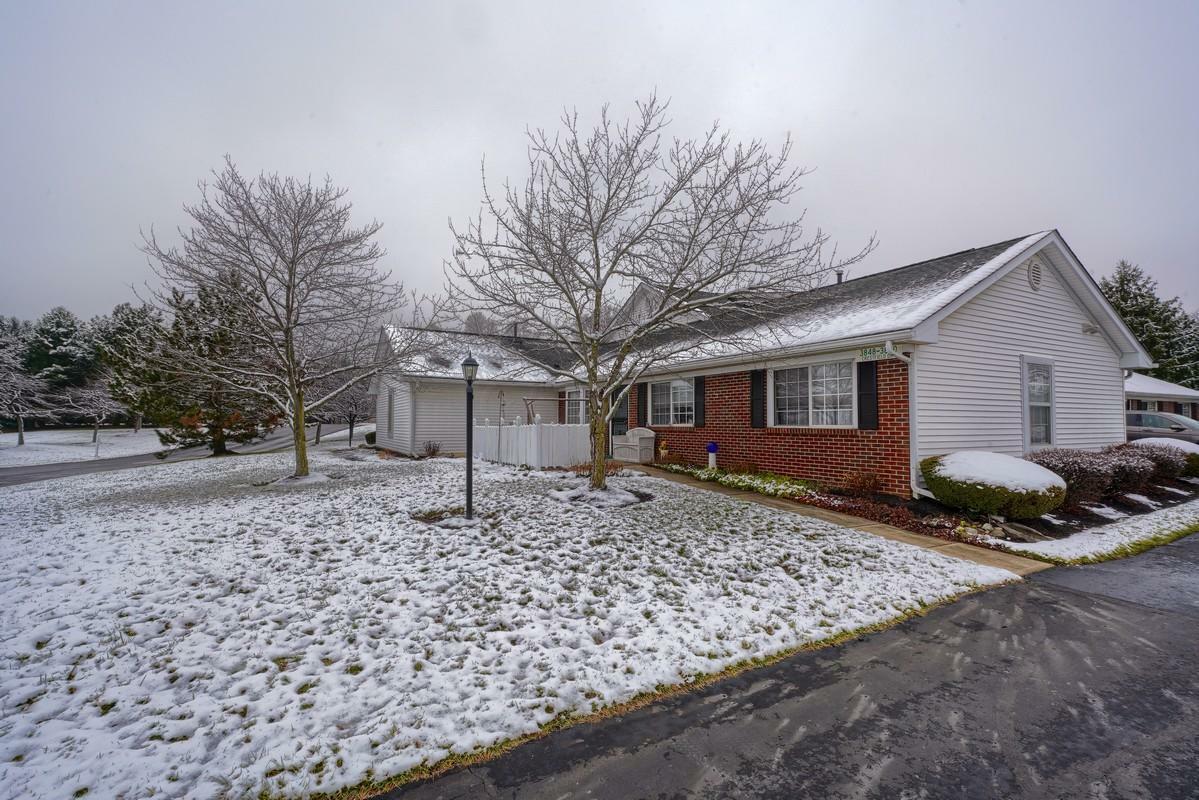 Property Photo:  3848 Crestfield Drive  OH 43125 