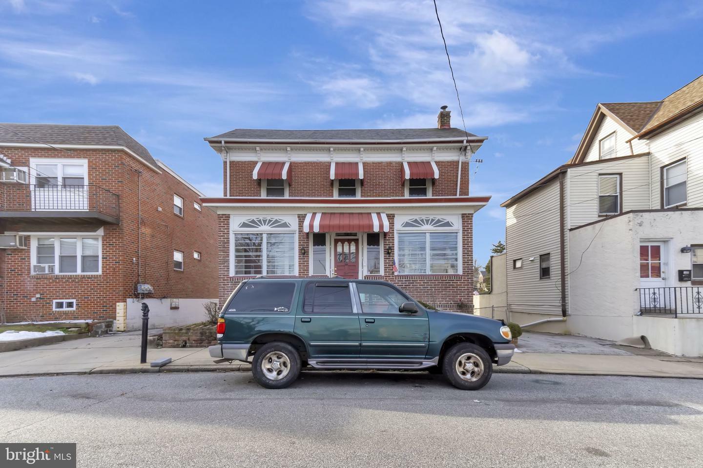 Property Photo: 10 S Sycamore Avenue PA 19018