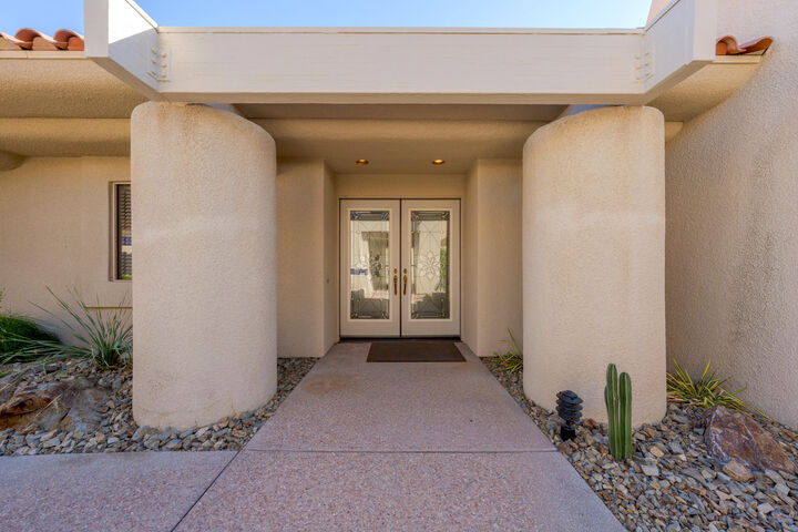 251 Kavenish Drive  Rancho Mirage CA 92270 photo