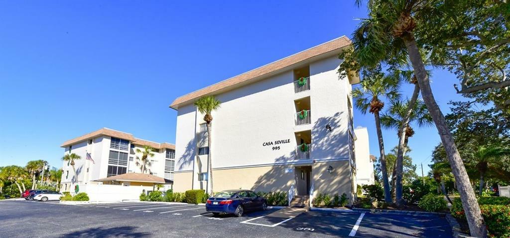 Property Photo:  995 Laguna Drive 205  FL 34285 