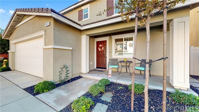 Property Photo:  1411 Silverberry Lane  CA 92223 