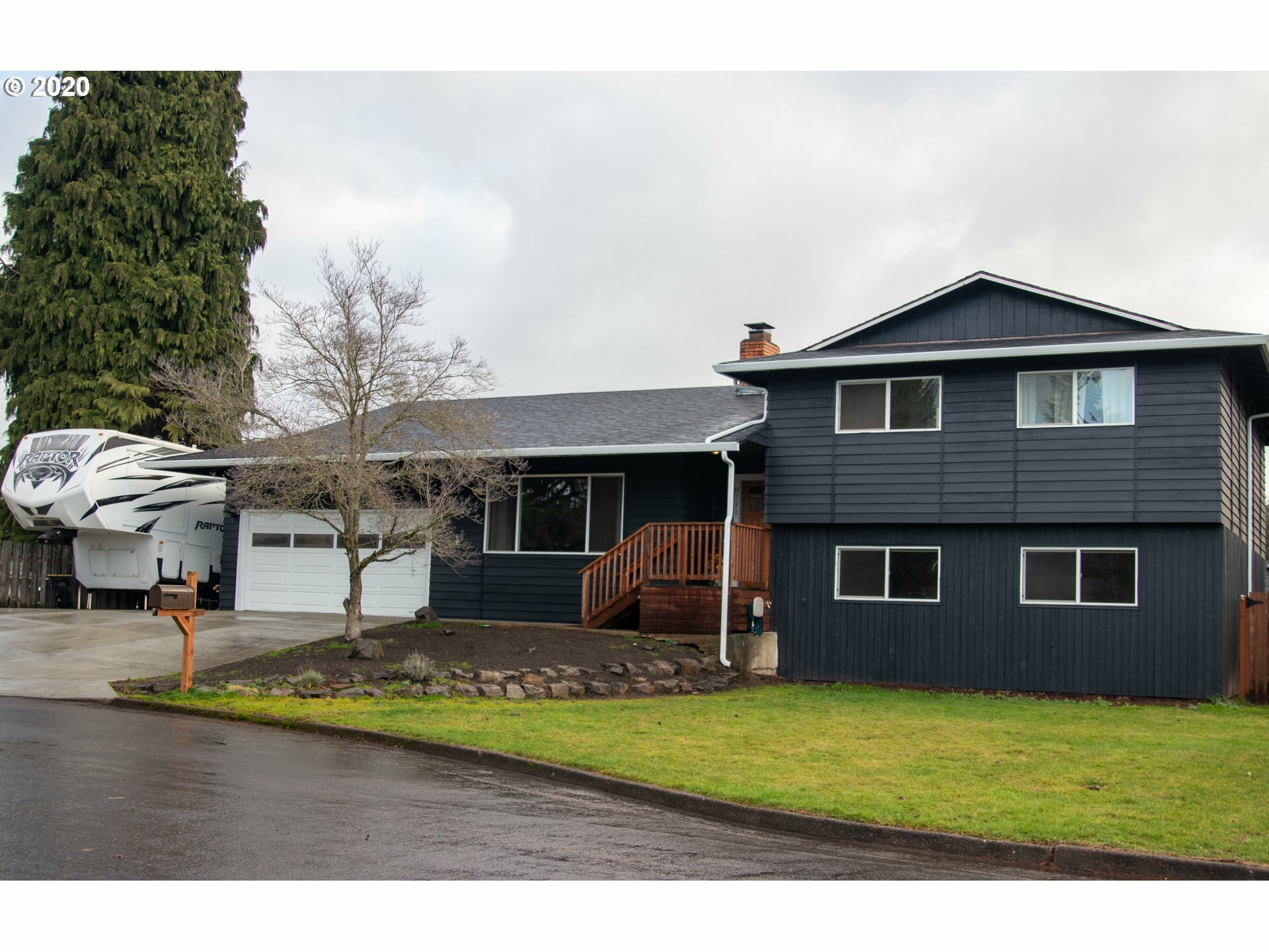 Property Photo: 8711 NE 35th Ave WA 98665