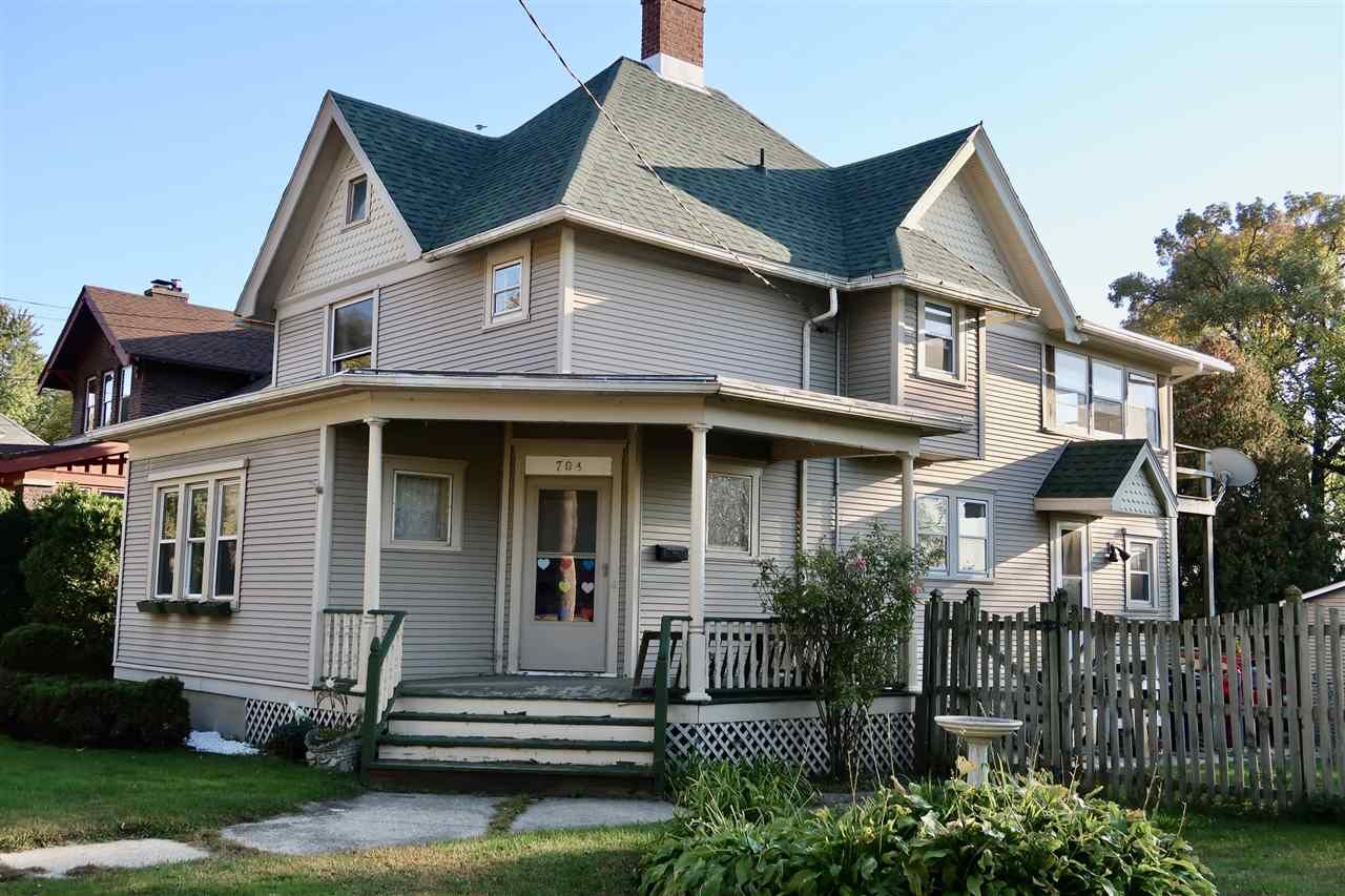 Property Photo:  704 S Main Street  WI 53545 