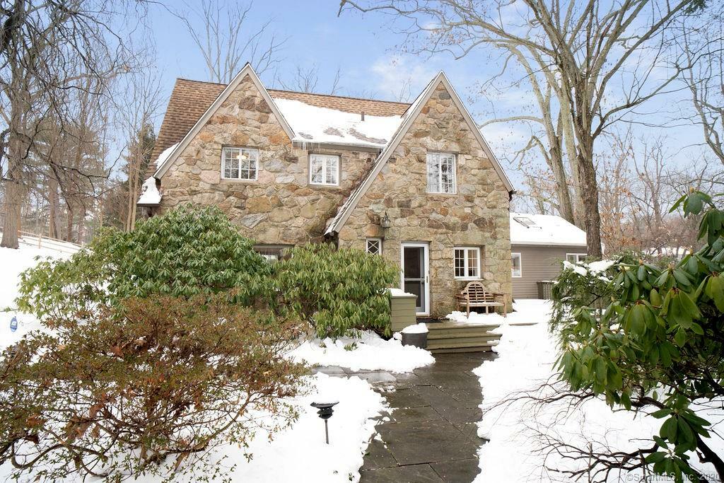 Property Photo:  212 New Canaan Avenue  CT 06850 