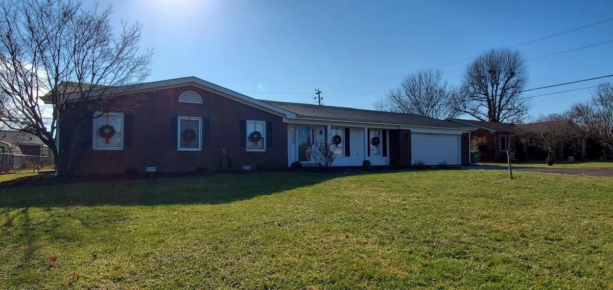 Property Photo: 638 Carrigan Drive KY 40422