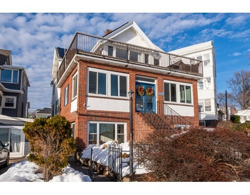 Property Photo:  267 Lynn Shore Dr 1  MA 01902 