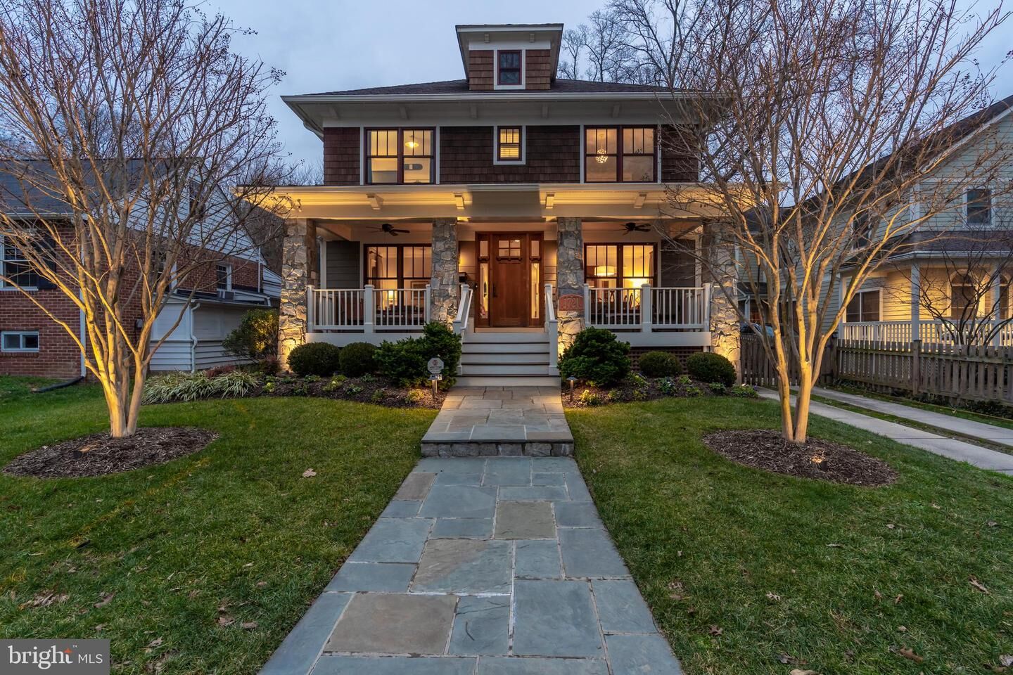 Property Photo:  1721 N Taylor Street  VA 22207 