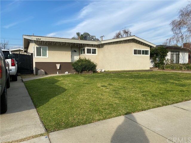 Property Photo:  624 W G Street  CA 91762 