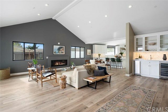 Property Photo: 413 Catalina Drive CA 92663