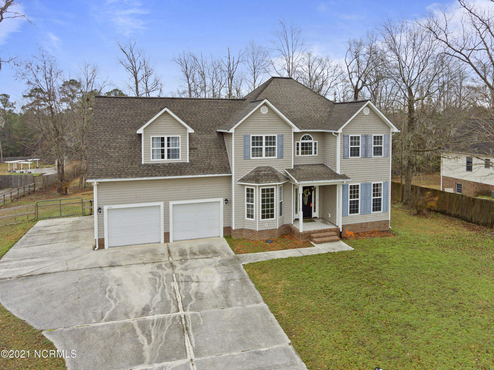 Property Photo:  235 River Bend Road  NC 28540 