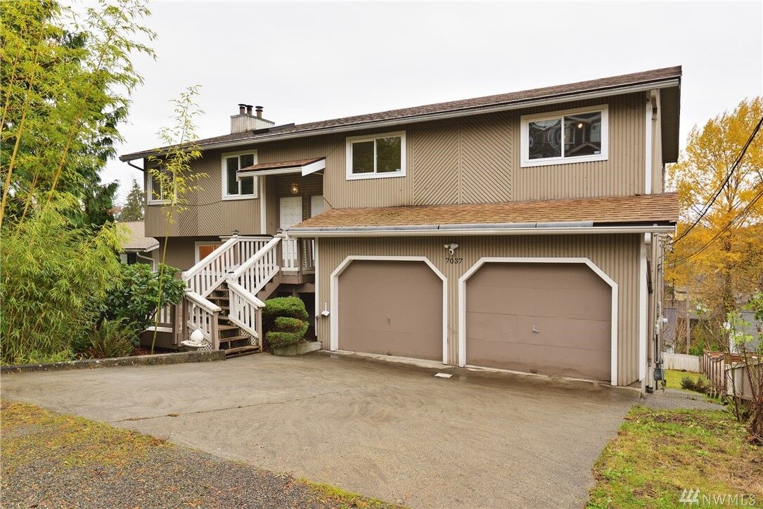 Property Photo:  7037 14th Ave SW  WA 98106 