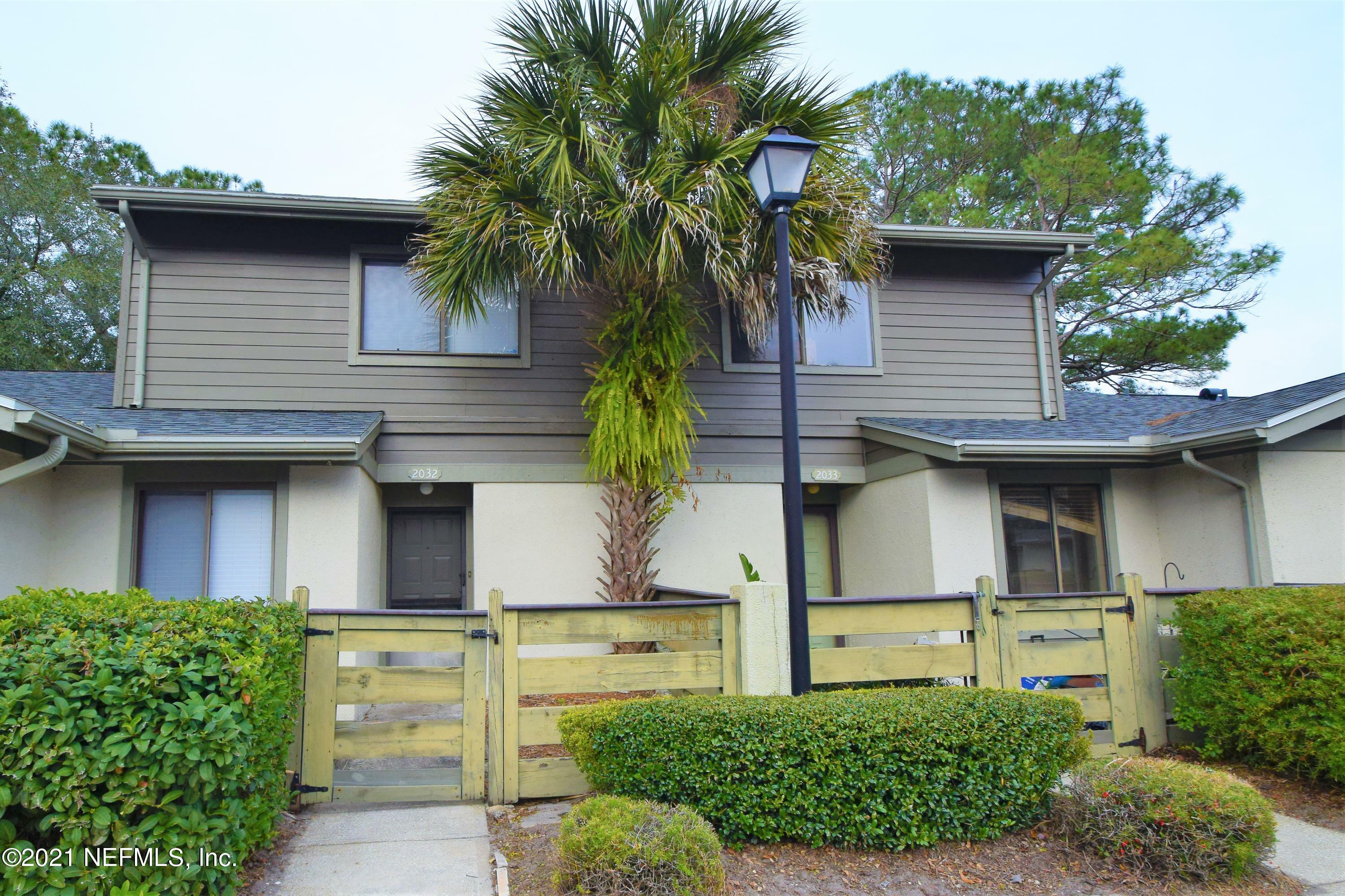 Property Photo:  7623 Baymeadows Circle 2032  FL 32256 