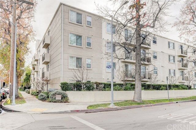 Property Photo:  14412 Killion Street 103  CA 91401 