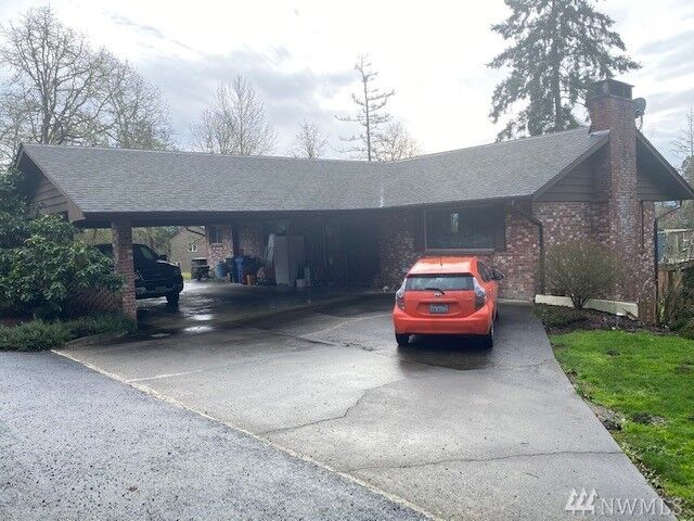 Property Photo: 132 Wallace Rd WA 98532
