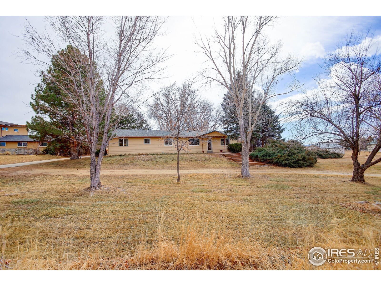Property Photo: 11460 Flatiron Dr CO 80026