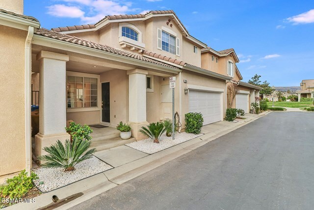 Property Photo:  1761 Woodscent Lane  CA 93065 