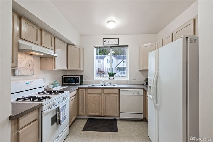 Property Photo:  31900 104th Ave SE G202  WA 98092 