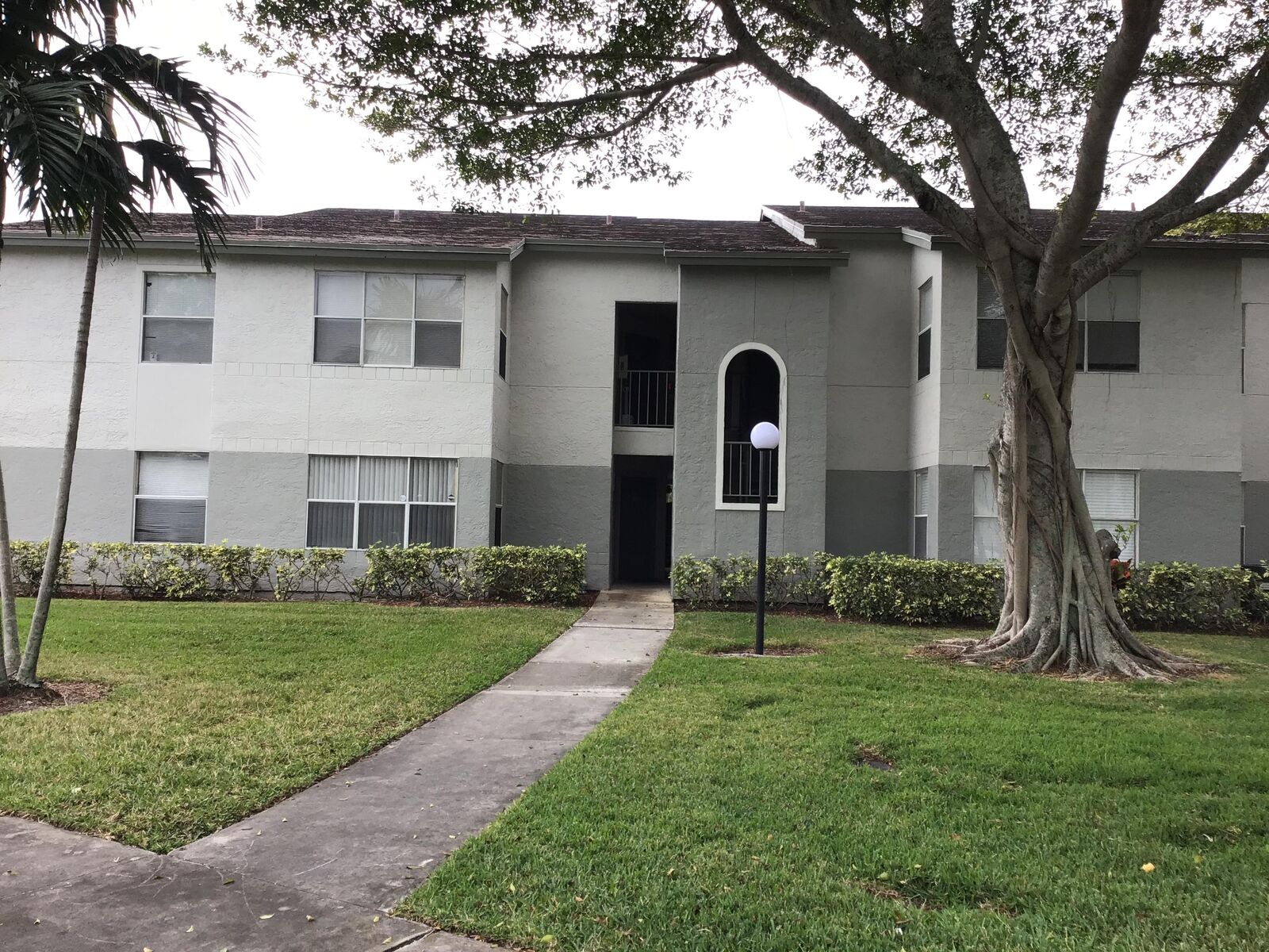 Property Photo:  1401 Village Boulevard 722  FL 33409 
