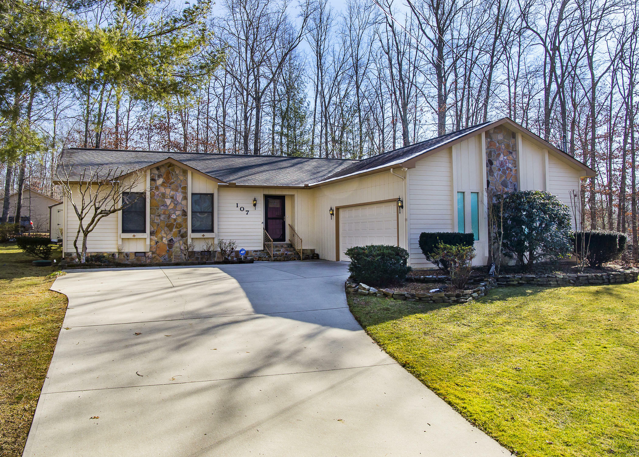 Property Photo:  107 Ashdown Lane  TN 38558 