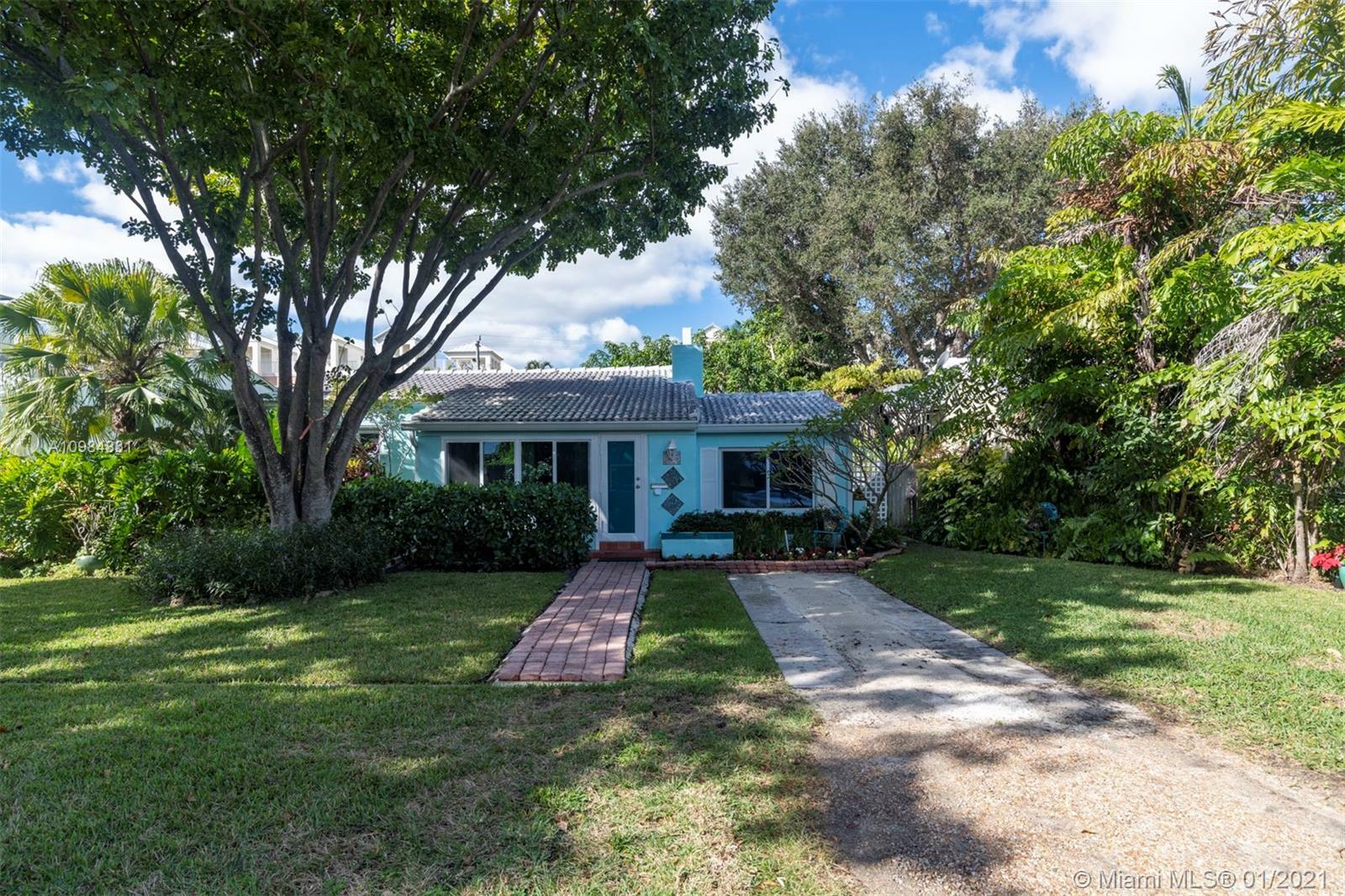 Property Photo:  525 NE 8th Ave  FL 33301 