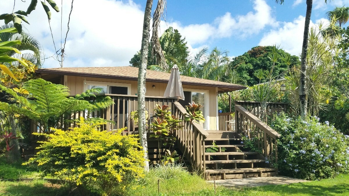 Property Photo:  3345 Waikomo Rd 2  HI 96756 