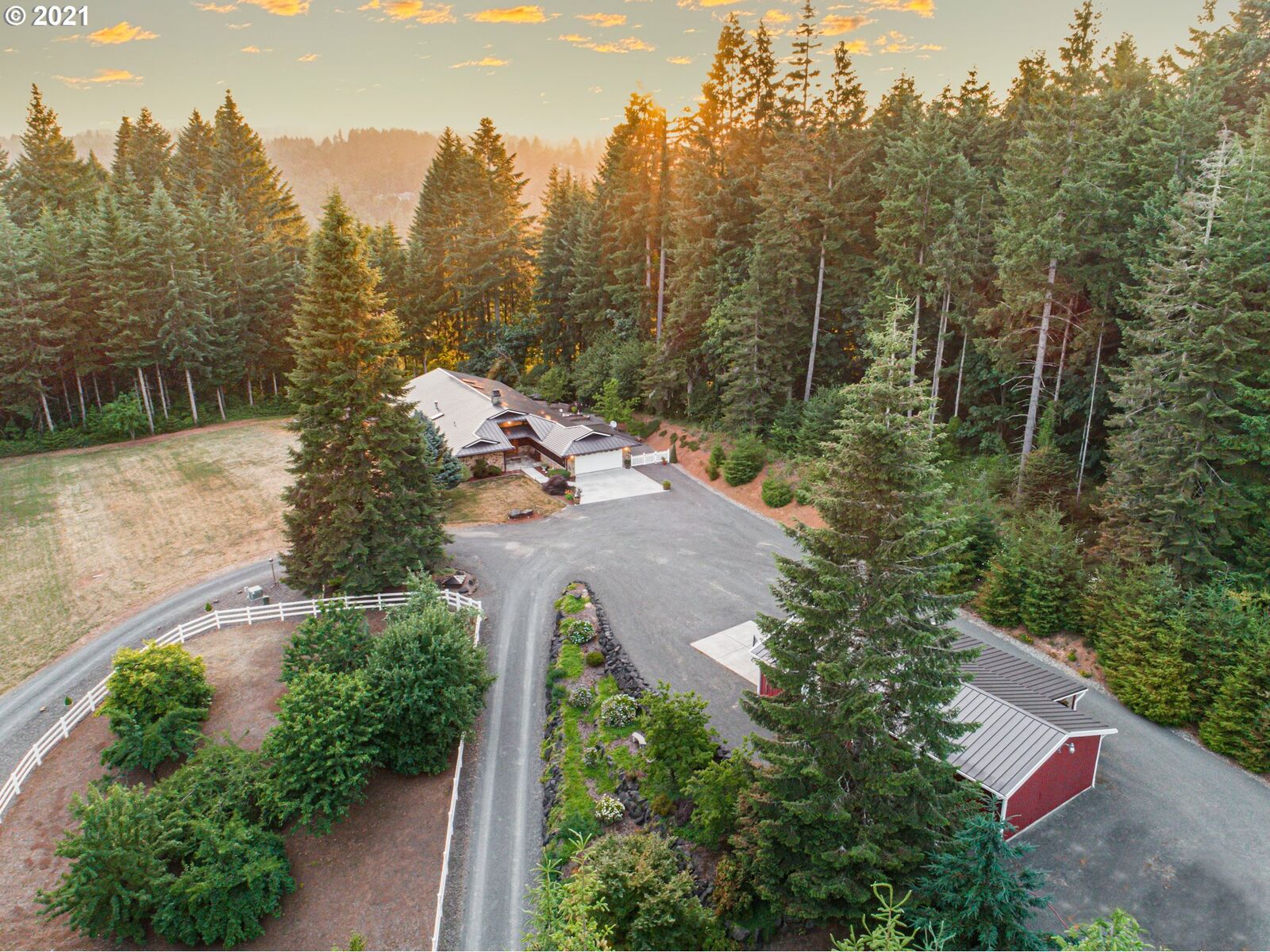 Property Photo: 38002 NE 21st Ave WA 98629