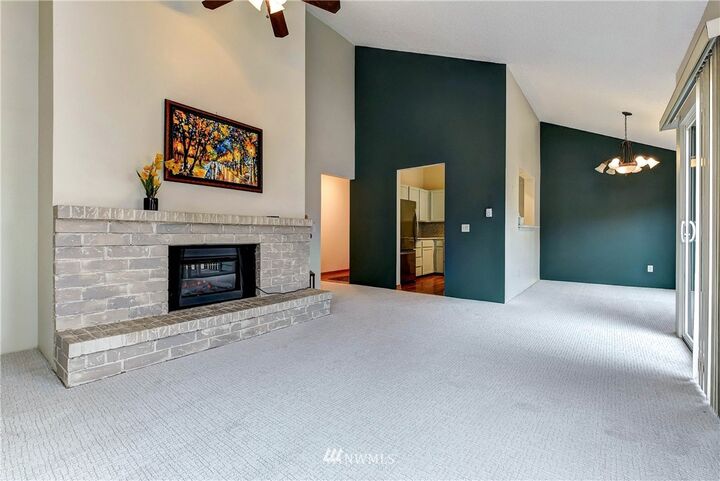 Property Photo:  12905  126th Court NE J304  WA 98034 