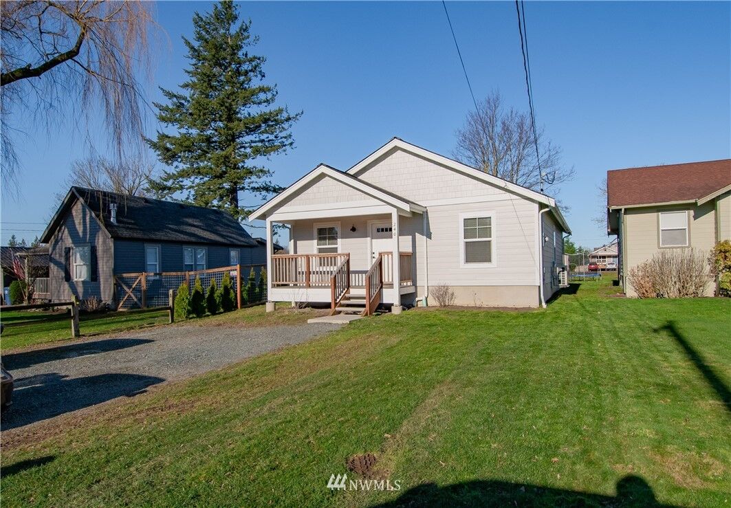Property Photo: 240 Vancouver Street WA 98295