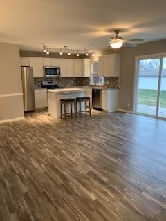 Property Photo:  550 Garden Parkway  OH 43113 